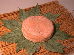Munster cheese inoculated witn Staphylococcus xylosus on the surface